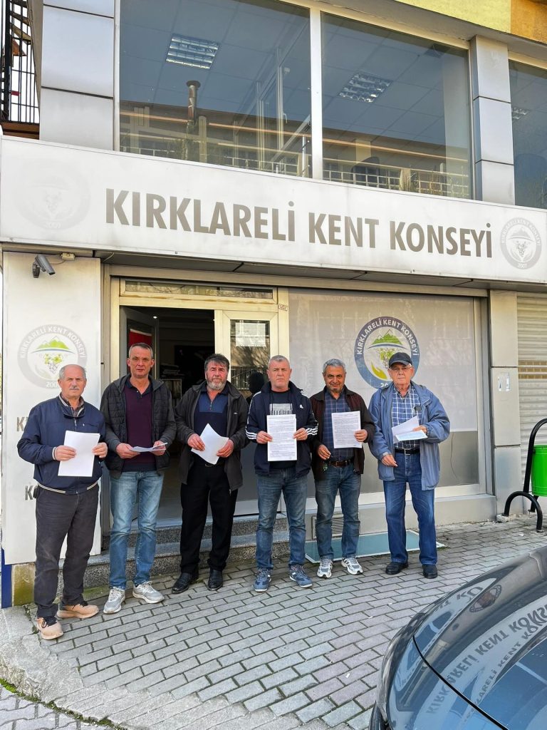 660799507_18149860078466359_1538620619887953054_n-768x1024 Rüzgâr Santrali Kurulumundan Kaçınılmalıdır.